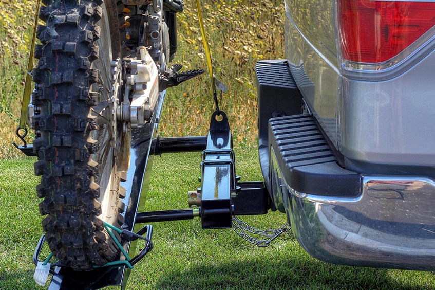 Hitch mounted motorcycle carrier