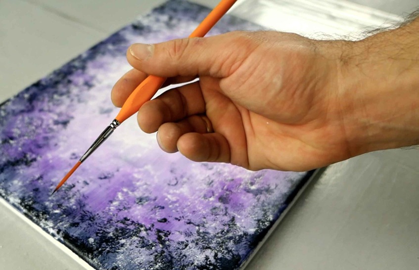 detail brush